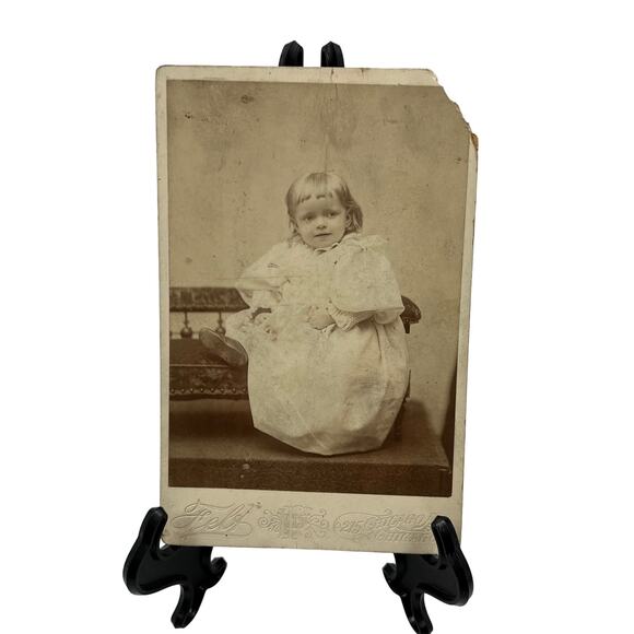 Antique Mounted Black White Photo Gown Baby 1800's 215 East Chicago Avenue - Picture 1 of 11